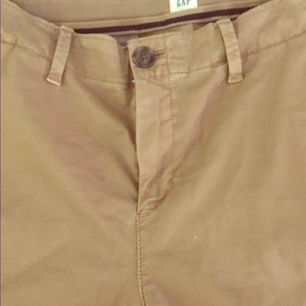 GAP size 2 Girlfriend Chino